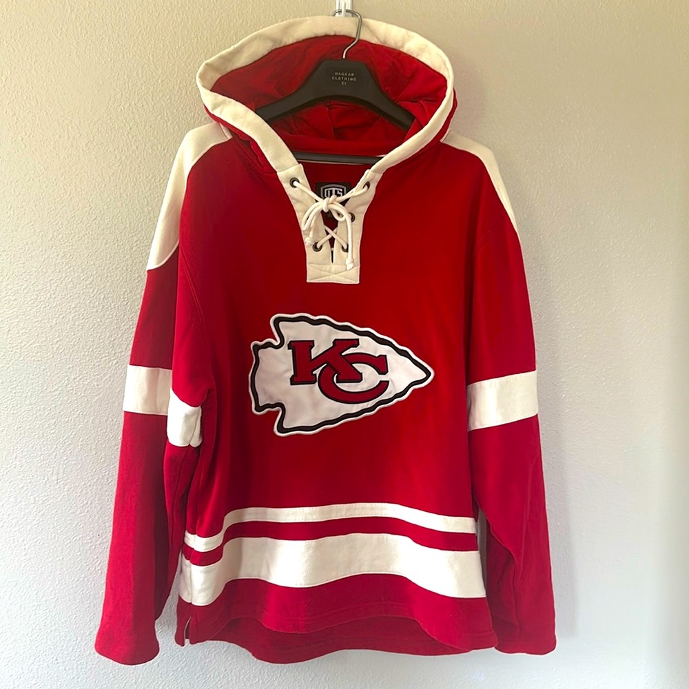 OTS, Kansas City Chiefs hooded sweatshirt. Fleece lined. Size Men’s L.